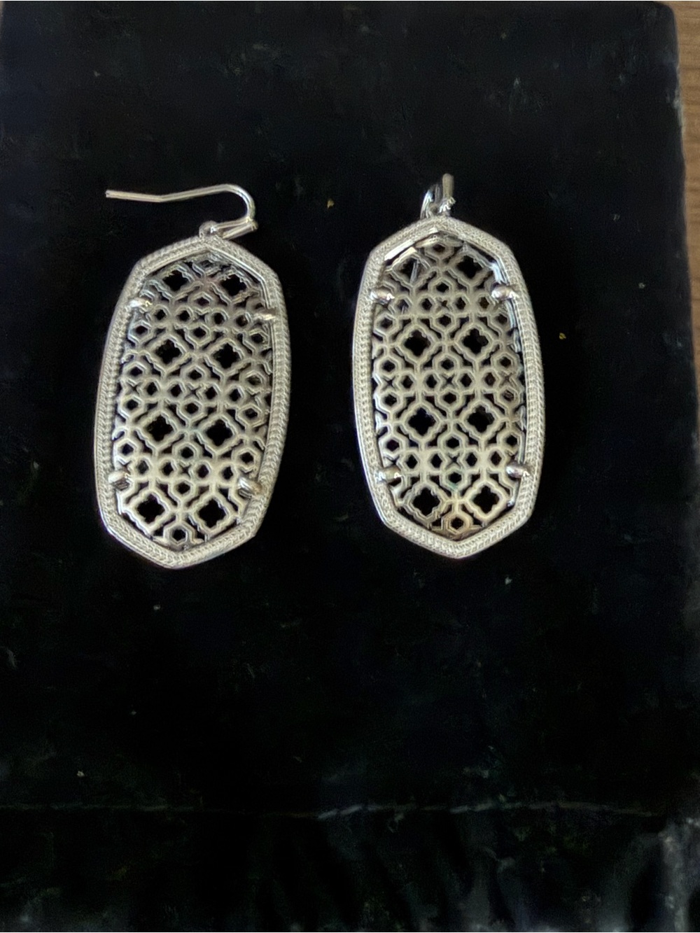 Kendra Scott Silver Latticework Dangle Earrings